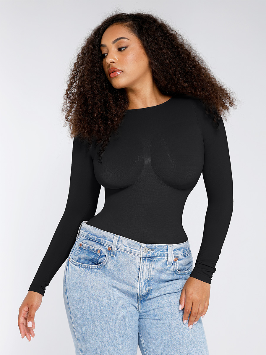 Longsleeve Bodysuit in Schwarz – Styling mit Jeans